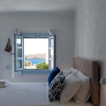 Traditional Dream Myconian Ornos (Mykonos)